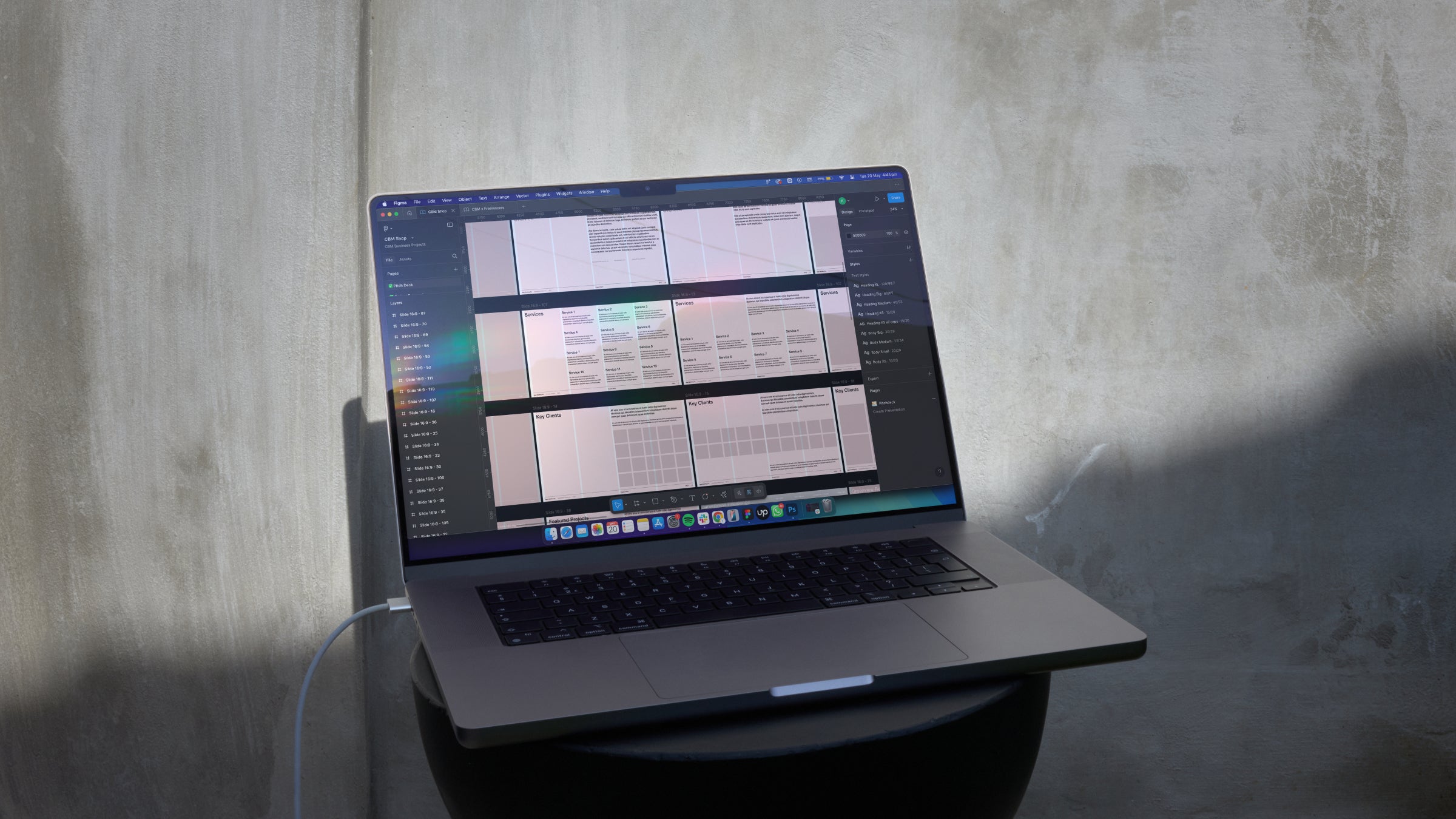 How to Write a Pitch Deck: Tips + Tricks
